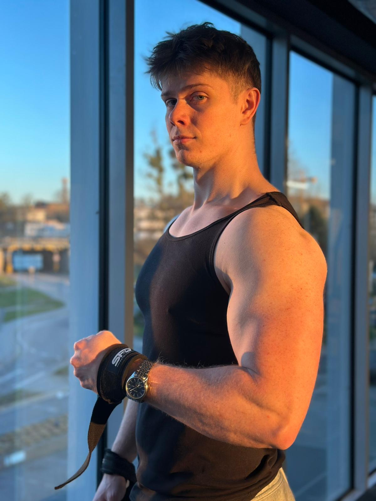 Karol Wawoczny - trener personalny